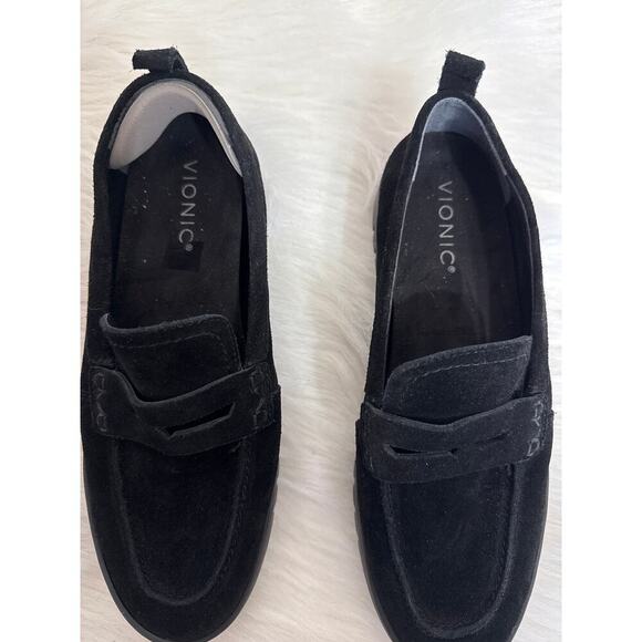 Vionic Black Suede Cushion Heel Slip On Business Casual Shoes Loafers 8.5 - Picture 3 of 9